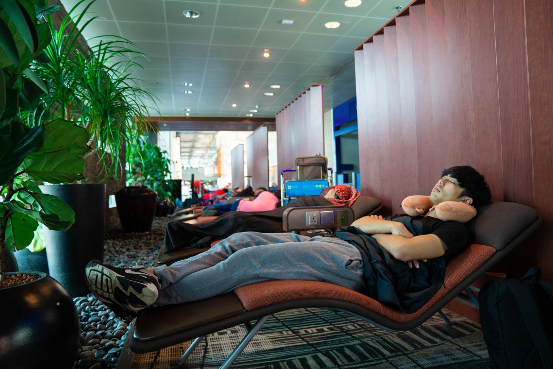snooze spots in changi airport singapore